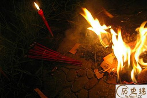 孝子送饭为何不能回头