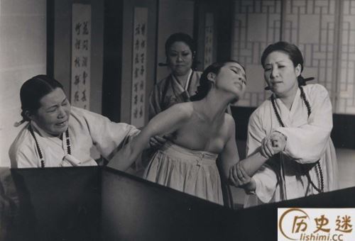 朱元璋赏给道士两位宫女,道士为啥要自宫才肯收下