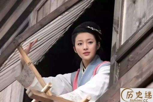 武松杀潘金莲之前为何先把衣服扯开