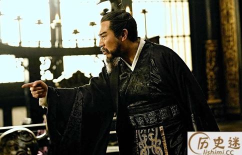 赤壁之战曹操战败是因为大乔小乔么