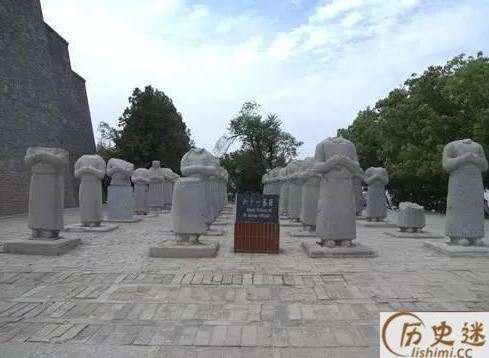 陕西省乾陵61尊石像为什么没有头