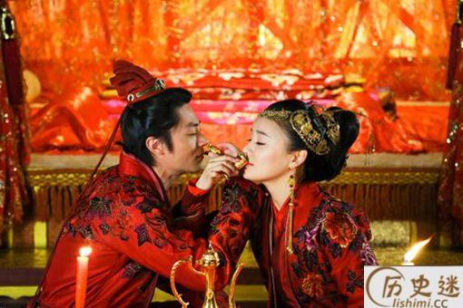 古人三妻四妾怎么行房