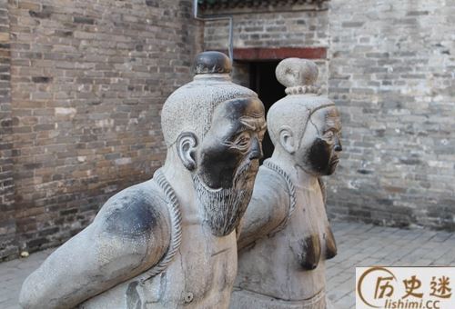 秦桧在岳飞庙前跪了八百多年了,真的就再也站不起来了吗