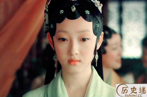 秦可卿命丧天香楼是怎么回事