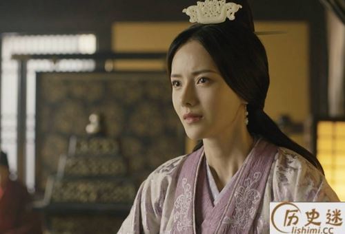 曹操抢老婆竟然从小就有这个习惯