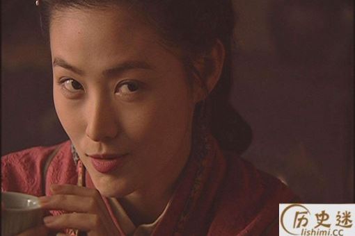 武松杀潘金莲之前为何先把衣服扯开