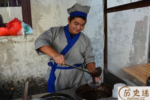 古代饭店上菜的都叫小二吗