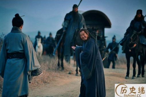 刘备为什么能在涿县这个新手村招募到两位顶级武将啊