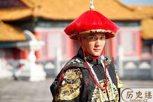 雍正王朝八阿哥那么聪明,为什么要送康熙死鹰呢