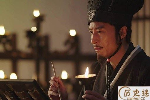 周瑜与诸葛亮相差多少岁