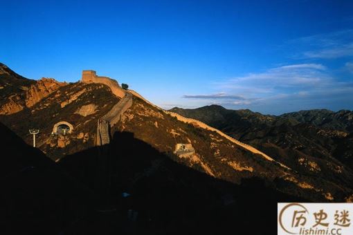 满清如果把长城向西修到乌拉尔山,向北修至西伯利亚,向东修到库页岛,能否阻挡住沙