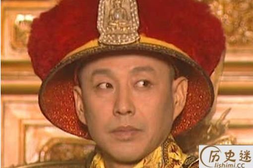 清朝皇帝的帽子上的牌子是干嘛的