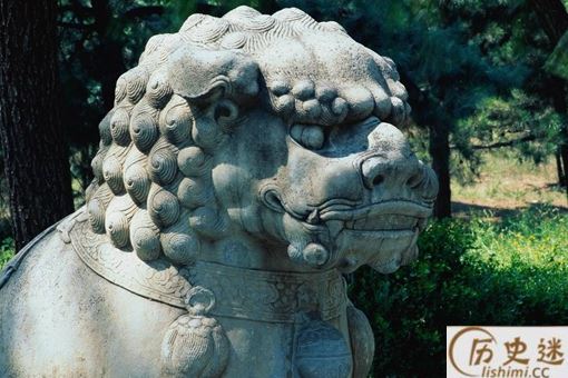 石狮子为什么张着嘴