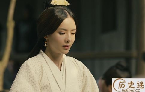 甄宓被曹丕赐死是郭太后指使的么