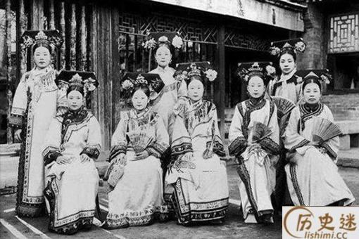 同样是名门出生,为何有的一入宫就是贵人,有的就只能是宫女呢