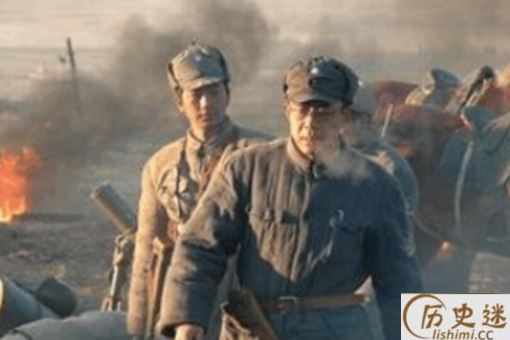 一军中女护士当年救下一小兵,22年后小兵成为了司令