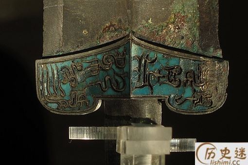 秦始皇陵里压弯的剑,弹直后去哪儿了