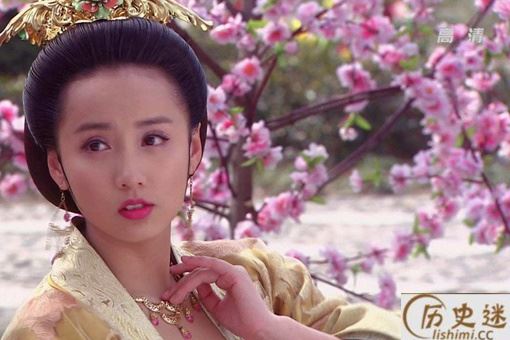 谢翠娥为何说了句“御花园真大”就被杀了