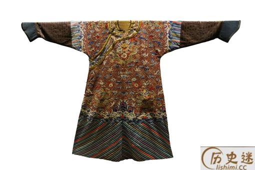 龙袍为什么是黄色的