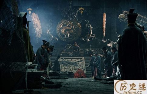 黄盖苦肉计为什么能把曹操骗了