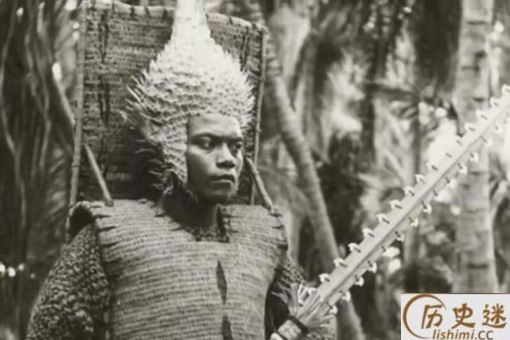 盘点世界上那些雷人的盔甲,刺豚做头盔