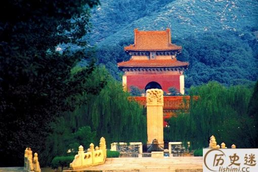 明十三陵中,为什么有一座太监的陵墓