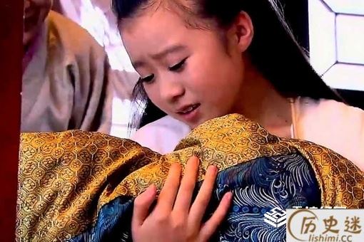 古代妃子生下孩子为什么自己不喂奶要给奶妈