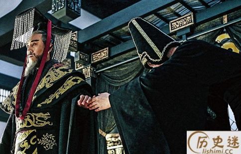 古代皇帝戴的帽子上为什么会有很多串珠子