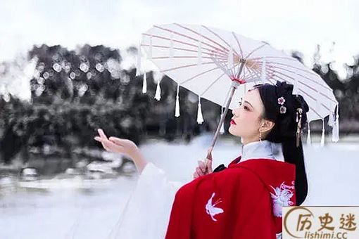 司马相如对卓文君真的是真爱吗