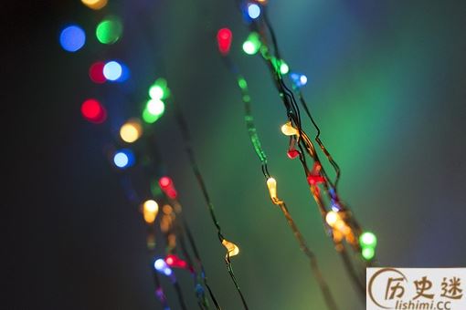 地球最早的时候有颜色么