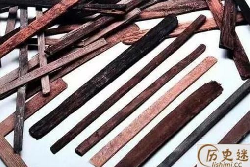 古代没有卫生纸是怎么上厕所的