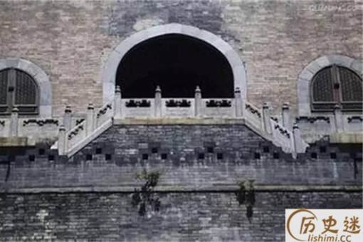 铸钟娘娘显灵敲钟是怎么回事