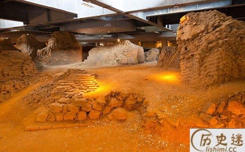 传说中的雷峰塔倒塌以后发现了哪些稀世珍宝