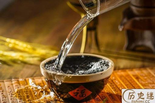揭秘酒中不语真君子下一句是什么