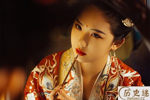 长恨歌谁恨恨什么为什么恨？其实根源就在唐玄宗