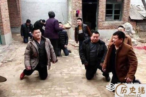 过年跪拜礼的起源是哪里