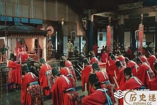 红得发紫为什么用来形容极度受宠