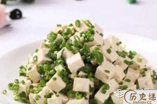 豆腐下酒,不如喂狗是什么意思