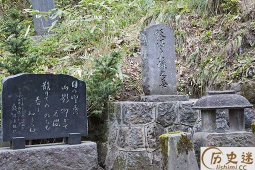 揭秘墓碑上的"故、显、考、妣"分别是什么意思