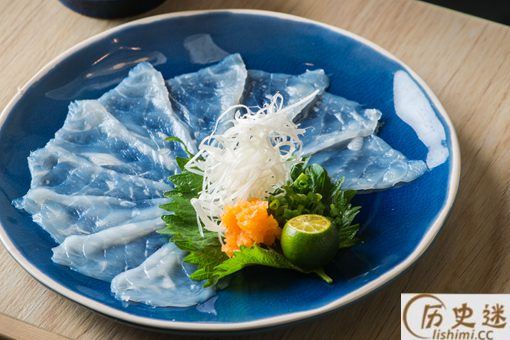 《范饶州坐中客语食河豚鱼》全文及赏析