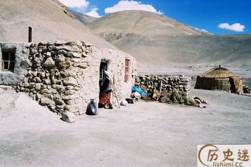 柯尔克孜族居住房屋是怎样的
